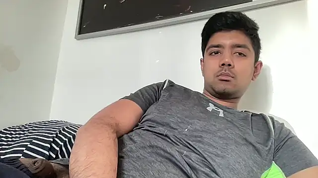 Snapshot of PRANDABOI27 chatting on 02.18.25 PRANDABOI27 online show from 02.18.25