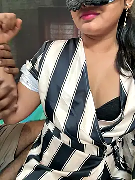 Snapshot of Magical-Couple-telugu chatting on 11.15.25 Magical-Couple-telugu online show from 11.15.25