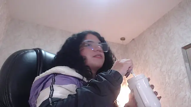 EmmaCowperr online show from 01.09.25