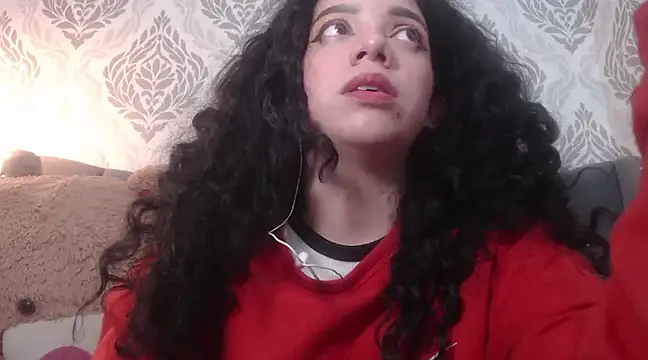 EmmaCowperr online show from 02.24.25