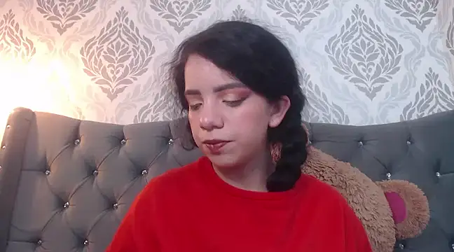 EmmaCowperr online show from 03.05.25