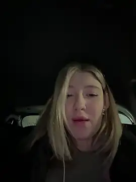 littlebitchess online show from 11.26.25