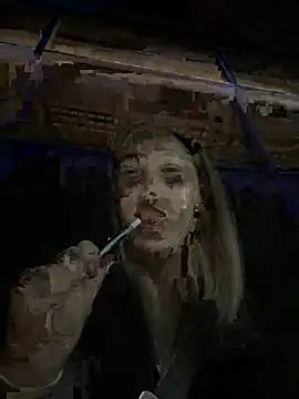 littlebitchess online show from 11.28.25