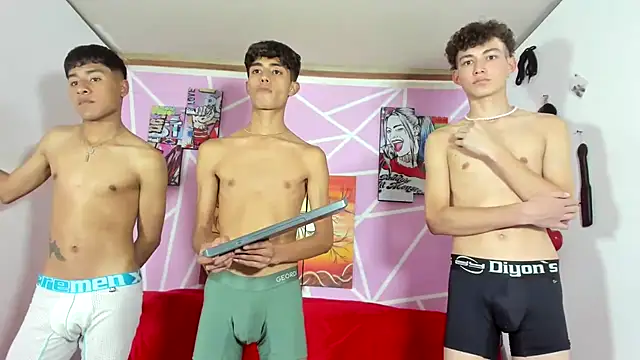 Snapshot of oliverhot2005 chatting on 01.09.25 oliverhot2005 online show from 01.09.25