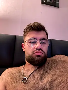 Snapshot of yxssxn24403 chatting on 10.08.25 yxssxn24403 online show from 10.08.25