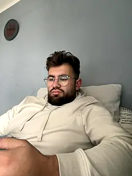 Snapshot of yxssxn24403 chatting on 10.13.25 yxssxn24403 online show from 10.13.25