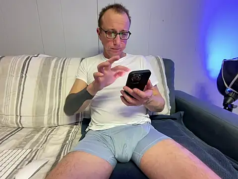 mouser21212 online show from 01.18.25