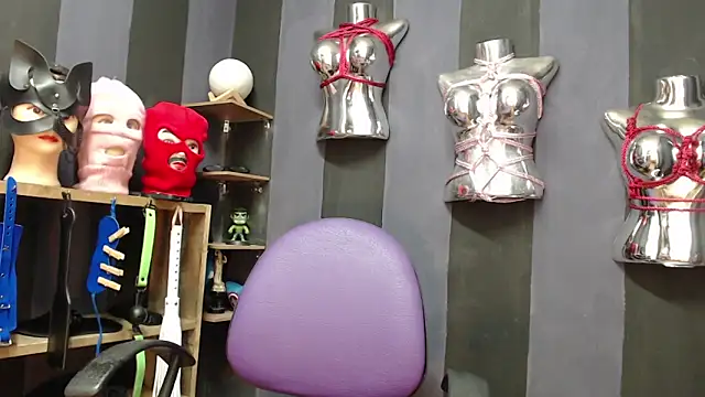 LucyStrike  online show from 12.05.24