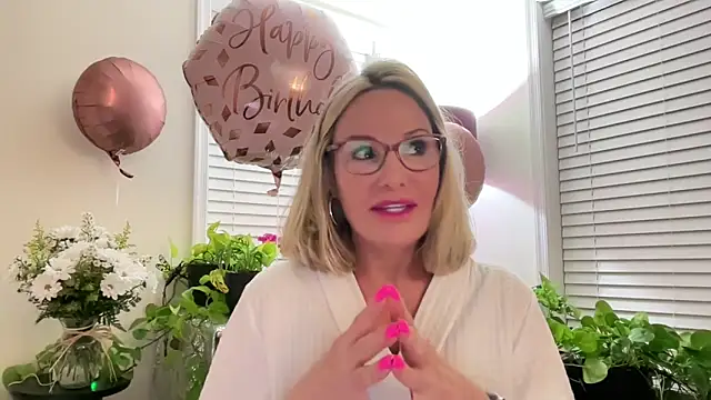 Milf Goddess online show from 06.13.26