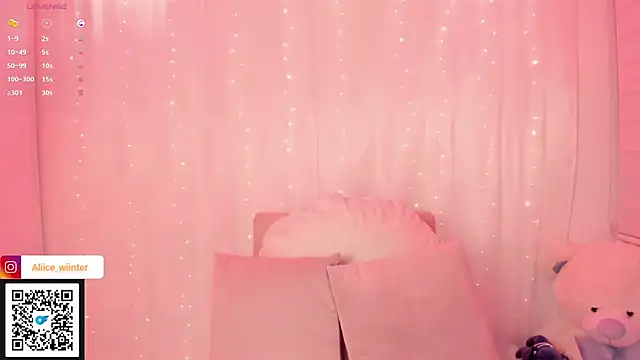 Snapshot of Alice_winter_ chatting on 09.12.25 Alice winter online show from 09.12.25
