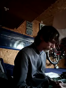 Snapshot of daiwantu chatting on 10.14.25 daiwantu online show from 10.14.25