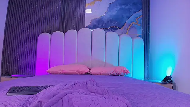 hot dione online show from 03.27.26