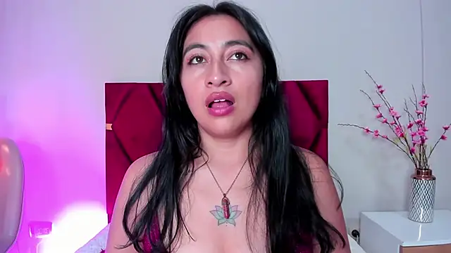 Snapshot of LisaHadwin chatting on 12.27.24 LisaHadwin online show from 12.27.24