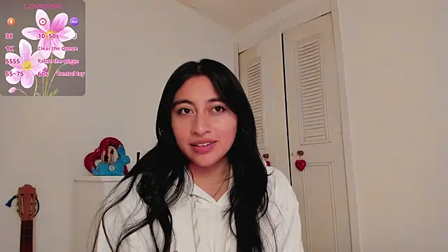 Snapshot of LisaHadwin chatting on 11.14.25 LisaHadwin online show from 11.14.25