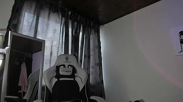 satanbabee online show from 02.15.25