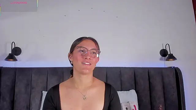 Ruth harvey  online show from 10.19.25