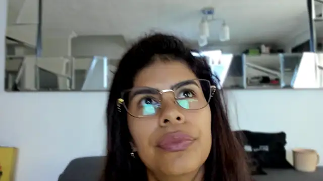 Snapshot of karlina_charlotte1 chatting on 03.17.25 karlina charlotte1 online show from 03.17.25