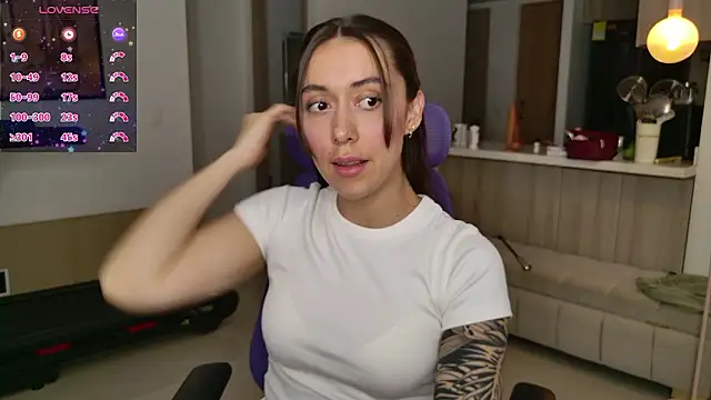 emiliasommer online show from 02.14.26