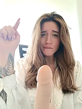 Snapshot of maliciaworld chatting on 03.14.25 maliciaworld online show from 03.14.25