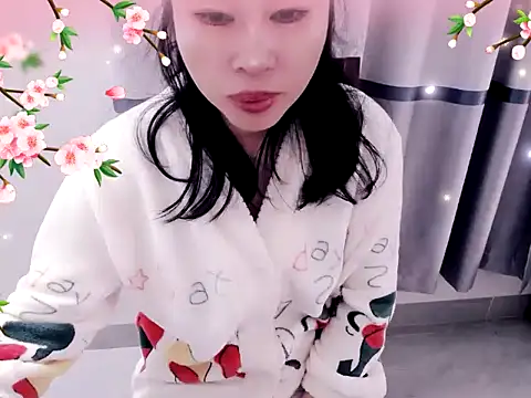 xiaoxuer online show from 12.13.24