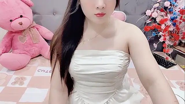 Funikio online show from 12.04.25