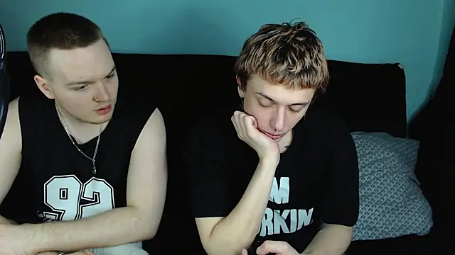 Snapshot of axxxturel chatting on 01.07.25 axxxturel online show from 01.07.25