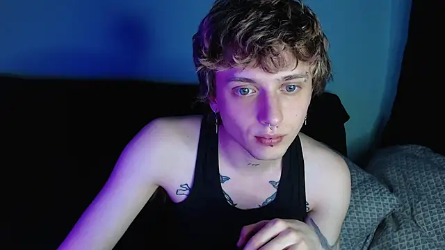 Snapshot of axxxturel chatting on 03.14.25 axxxturel online show from 03.14.25