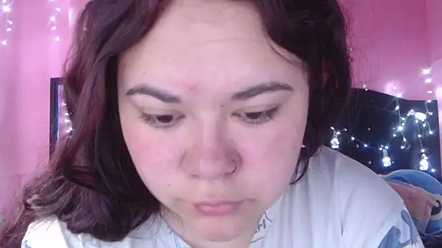 NikkiRous  online show from 11.15.25