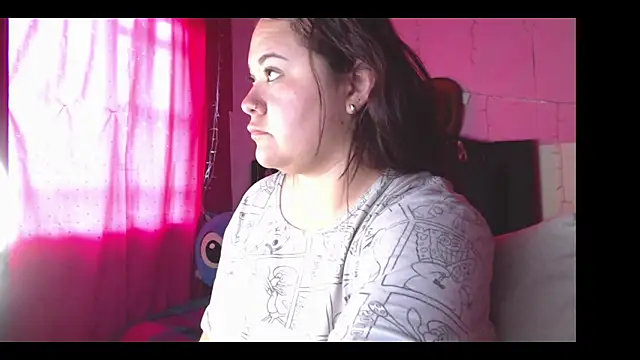 NikkiRous  online show from 04.04.26