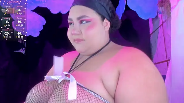 Snapshot of Hurrem_Math chatting on 12.01.25 Hurrem Math online show from 12.01.25