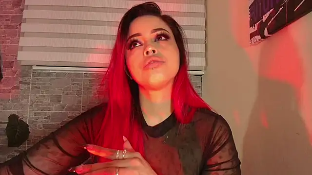 EvaaFoxxy1 online show from 10.01.25