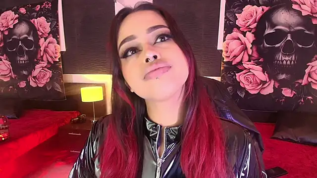 EvaaFoxxy1 online show from 04.04.26