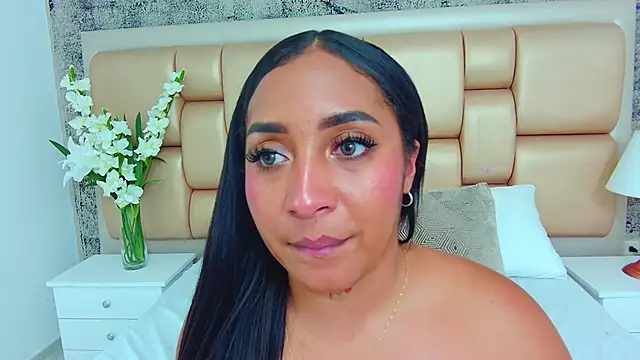 KateVenegas online show from 02.25.25