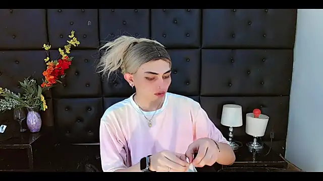 Daniela Pink  online show from 03.06.26