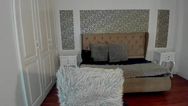 KimWessel  online show from 02.05.25