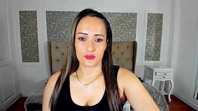 KimWessel  online show from 03.18.25