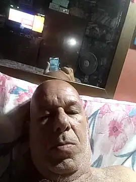 FabiQuilmes online show from 03.04.25