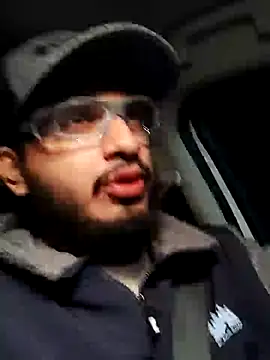 Snapshot of StripArt_ chatting on 01.20.25 StripArt online show from 01.20.25