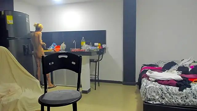 Snapshot of barbara_anal_squirt_ chatting on 03.11.25 barbara anal squirt online show from 03.11.25