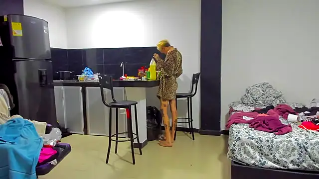 Snapshot of barbara_anal_squirt_ chatting on 03.13.25 barbara anal squirt online show from 03.13.25