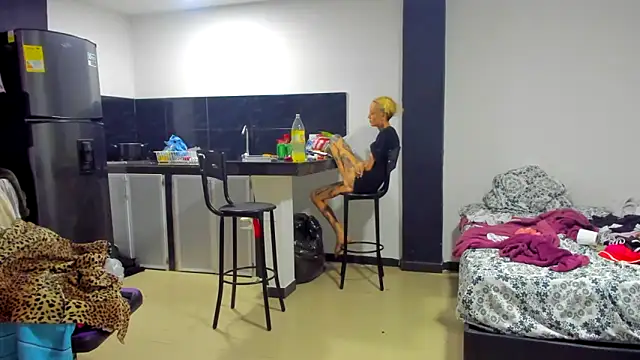 Snapshot of barbara_anal_squirt_ chatting on 03.13.25 barbara anal squirt online show from 03.13.25