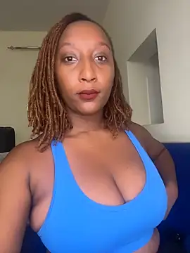 Snapshot of CarlaBeckky chatting on 11.13.25 CarlaBeckky online show from 11.13.25