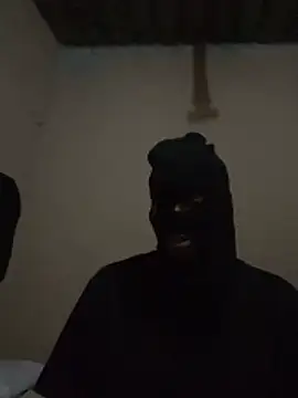 Gifttheskimaskboy online show from 02.15.26