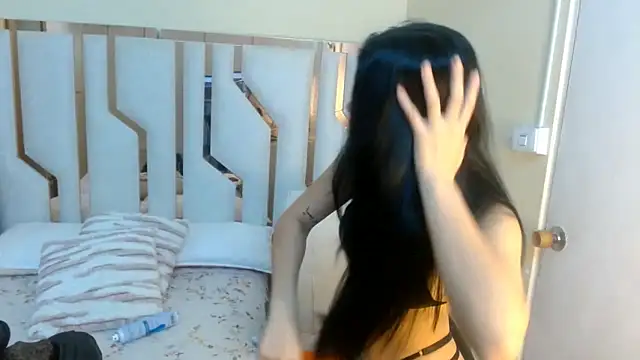 TifanyChill online show from 02.02.26