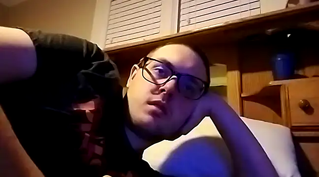 Snapshot of 420getsmehorny chatting on 12.03.24 420getsmehorny online show from 12.03.24