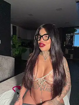 Snapshot of milaivanova chatting on 06.16.26 milaivanova online show from 06.16.26