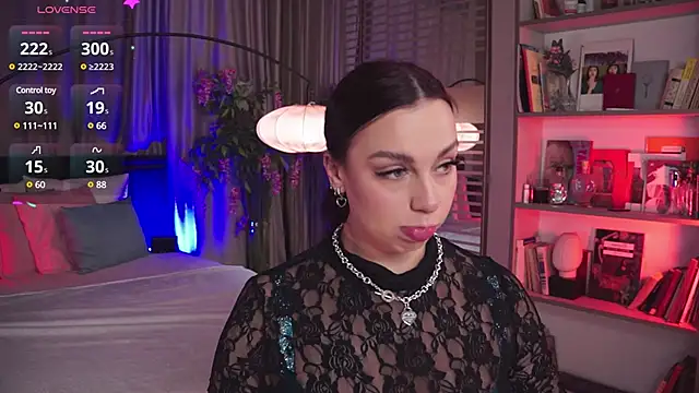 LunaNight online show from 01.19.25