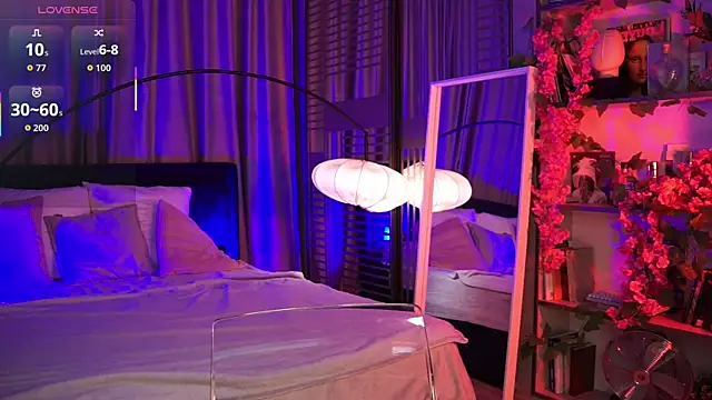 LunaNight online show from 10.14.25