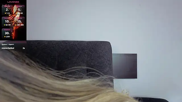 eleecttraa 12 online show from 10.17.25