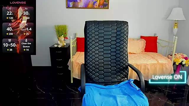 Snapshot of Julia_Dean chatting on 01.29.25 Julia Dean online show from 01.29.25